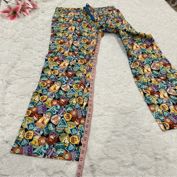 Disney Parks - Disneyland Destination Souvenir Travel Printed Lounge Pants Large - Picture 6 of 10